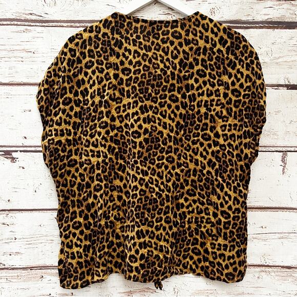TORRID Leopard Animal Print Tie-Front Midi Top Sz 0 - Picture 8 of 10